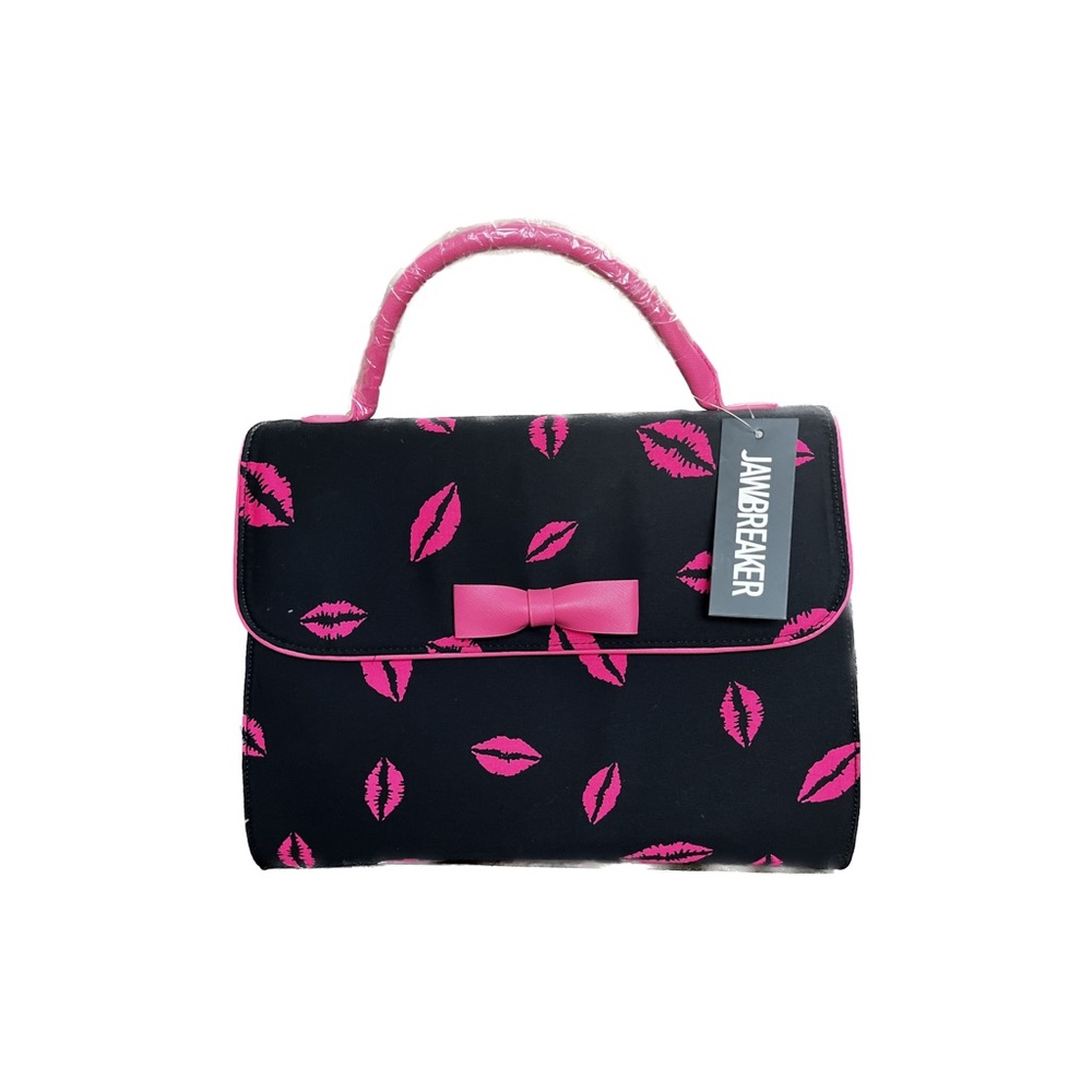 Jawbreaker Black with Pink Lips